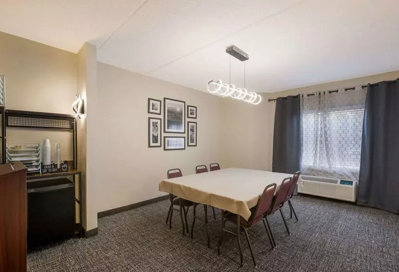 호텔 Clarion Pointe Sevierville Pigeon Forge