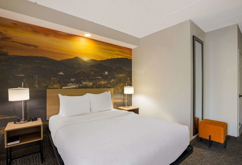 فندق Clarion Pointe Sevierville Pigeon Forge