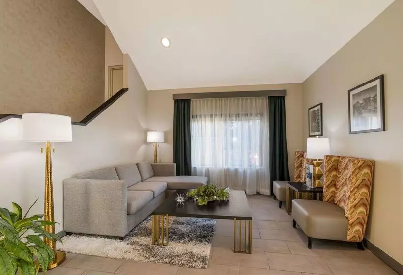 호텔 Clarion Pointe Sevierville Pigeon Forge