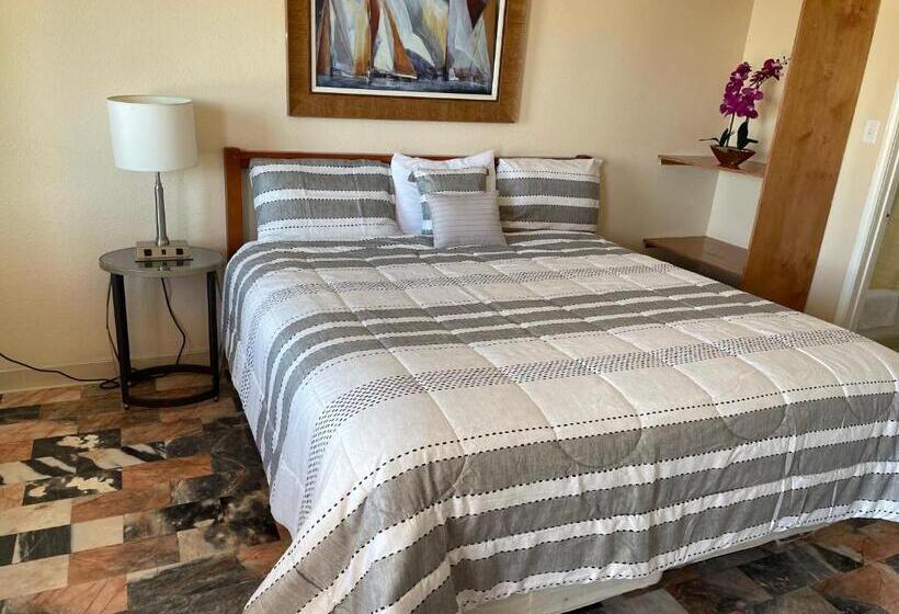 فندق Southwind Inn