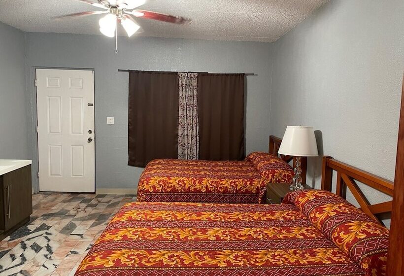 فندق Southwind Inn