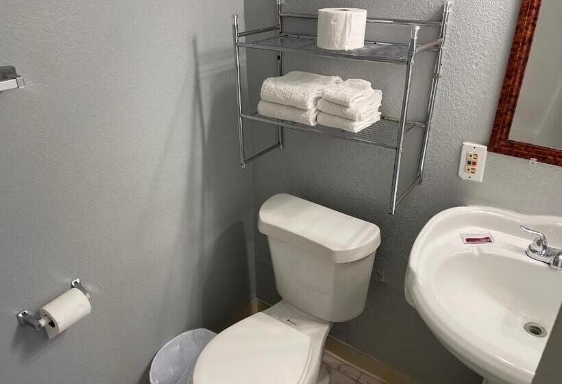 فندق Southwind Inn