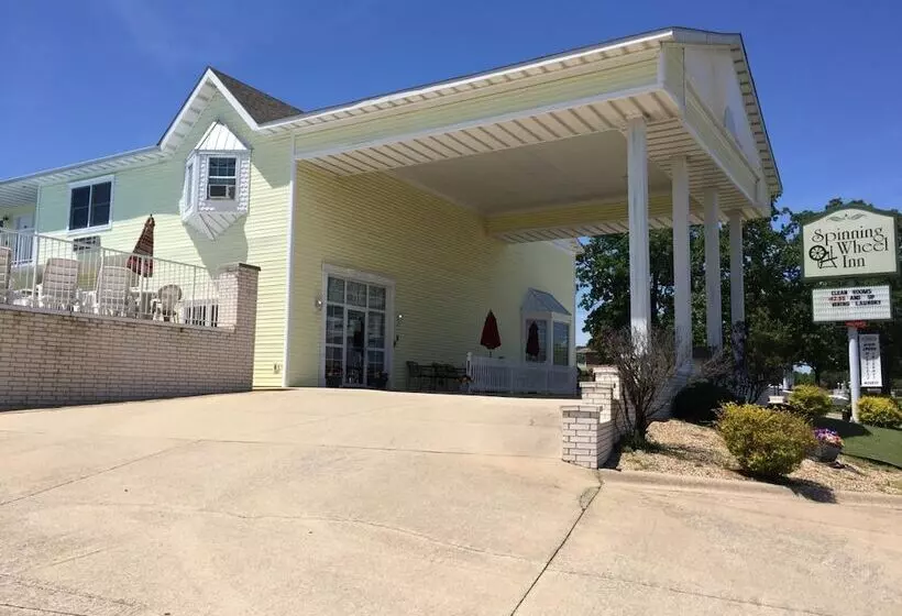 Hotelli Spinning Wheel Inn