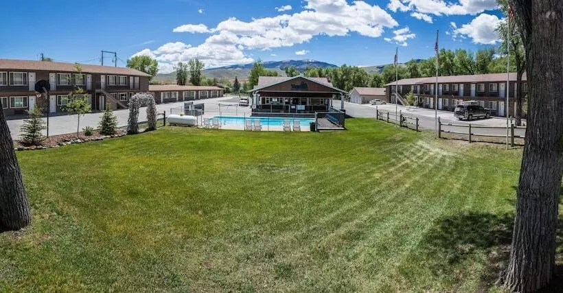 ホテル Stagecoach Inn & Suites