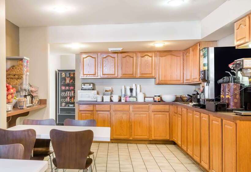 ホテル Super 8 By Wyndham Jasper