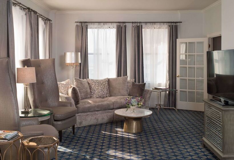 هتل The Stephen F Austin Royal Sonesta