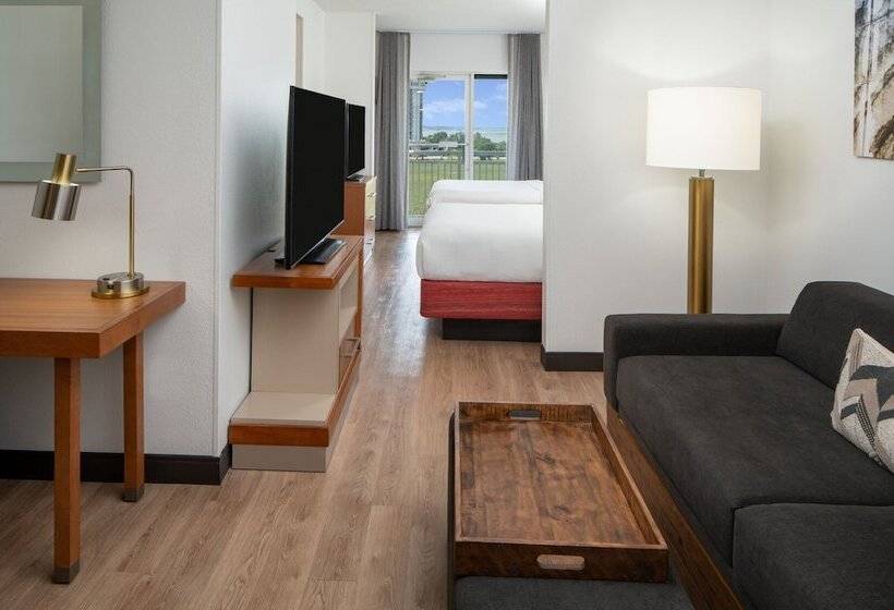 Springhill Suites By Marriott Charleston Riverview