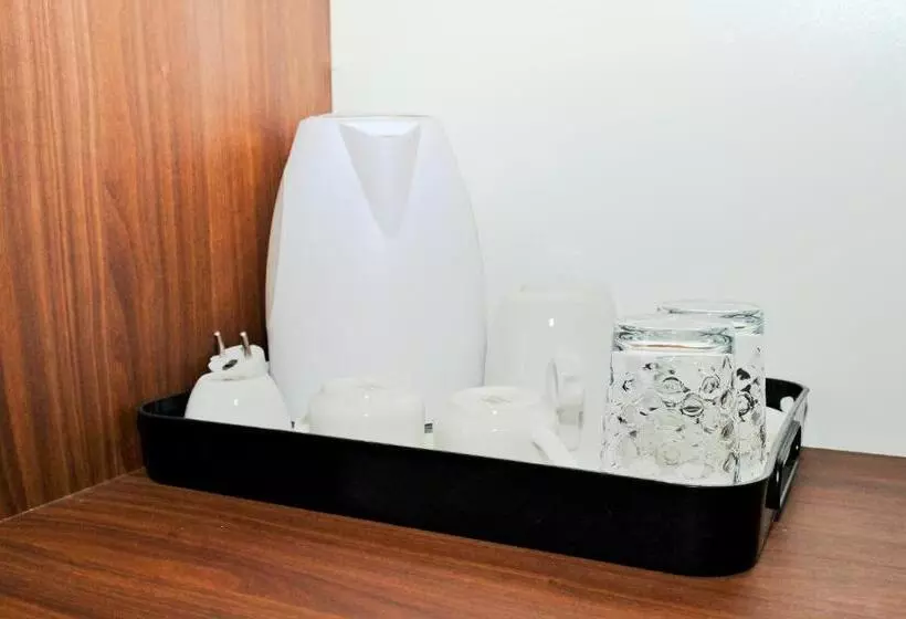 پانسیون Lola S House