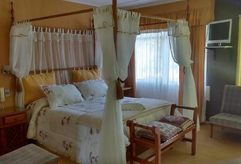 Hotelli Y Cabañas La Rosa Nautica