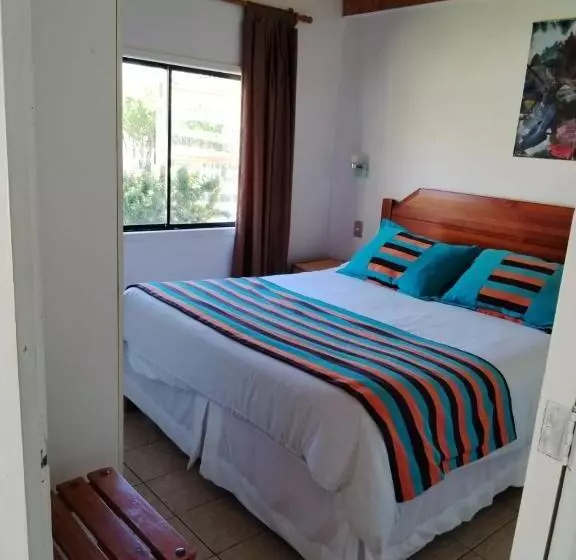 Hotelli Y Cabañas La Rosa Nautica