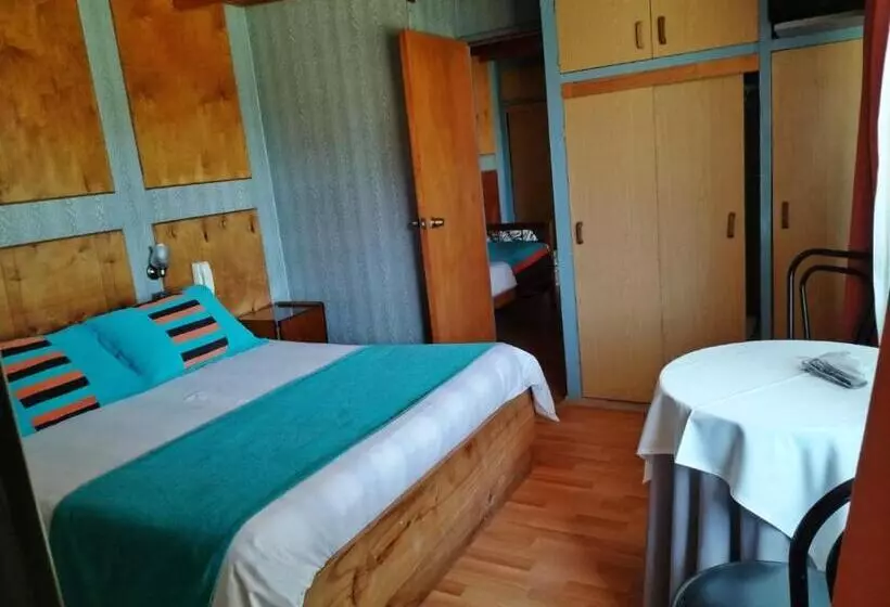 Hotelli Y Cabañas La Rosa Nautica