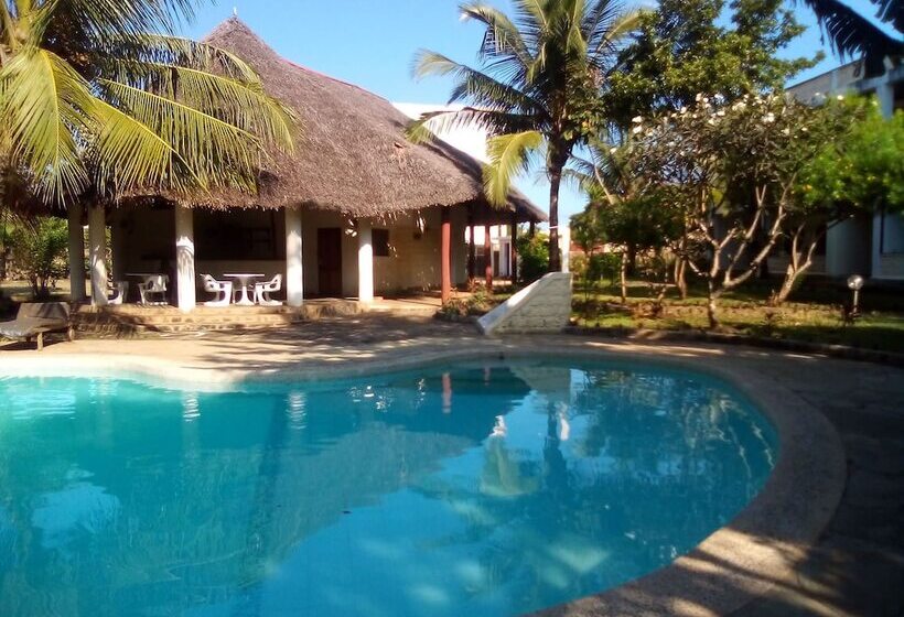 Apple Mango Apartments