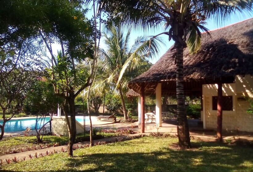 Apple Mango Apartments