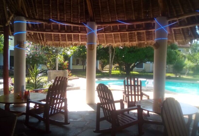 Apple Mango Apartments