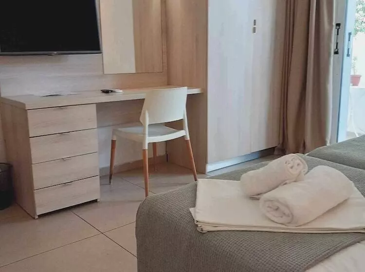 Aegean Blu Hotel & Apartments