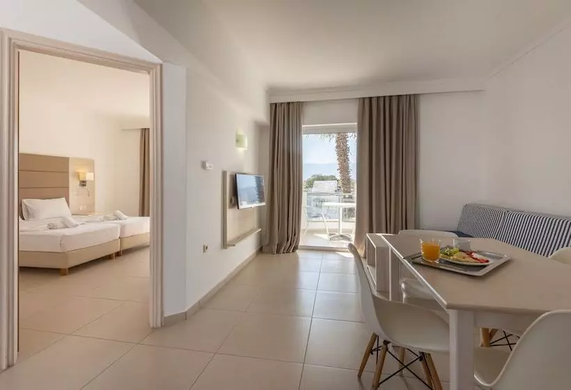 Aegean Blu Hotel & Apartments