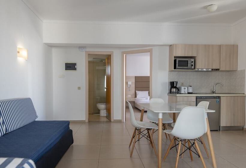 Aegean Blu Hotel & Apartments