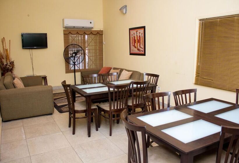 בית מלון כפרי Jayliz Lodge