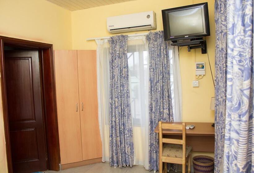 בית מלון כפרי Jayliz Lodge