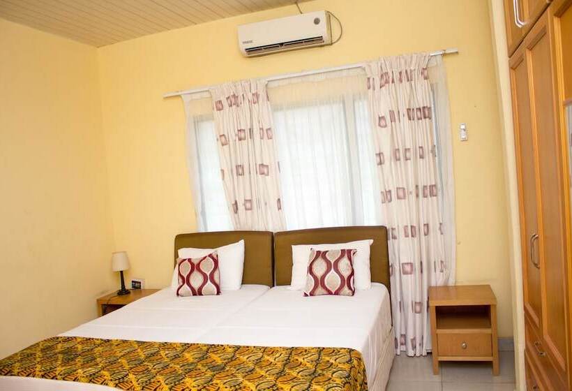 בית מלון כפרי Jayliz Lodge