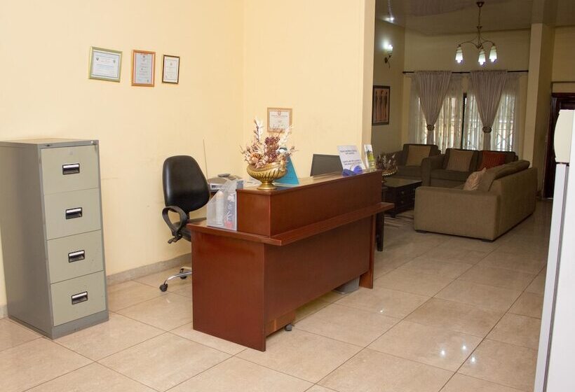 בית מלון כפרי Jayliz Lodge