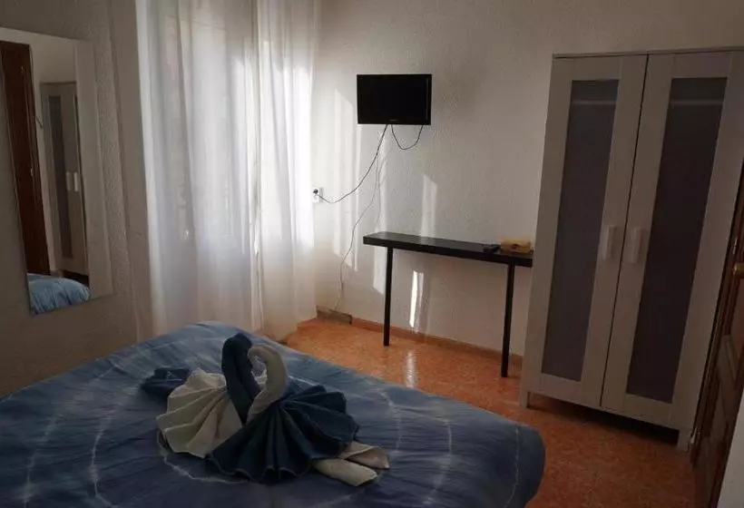 هاستل Guesthouse Namaste Central Rooms Valencia  Adults Only