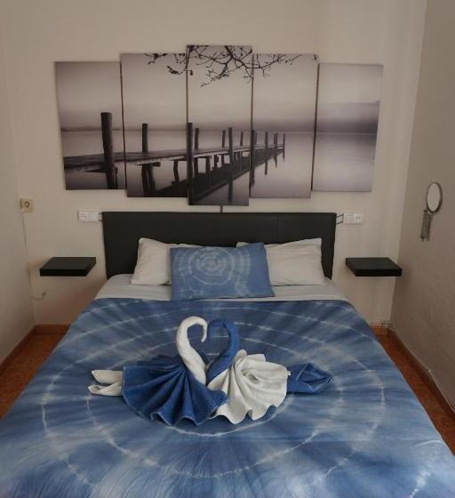 فندق صغير Guesthouse Namaste Central Rooms Valencia  Adults Only