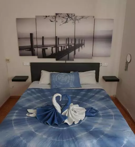 هاستل Guesthouse Namaste Central Rooms Valencia  Adults Only