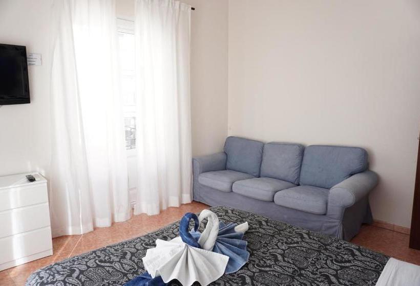 فندق صغير Guesthouse Namaste Central Rooms Valencia  Adults Only