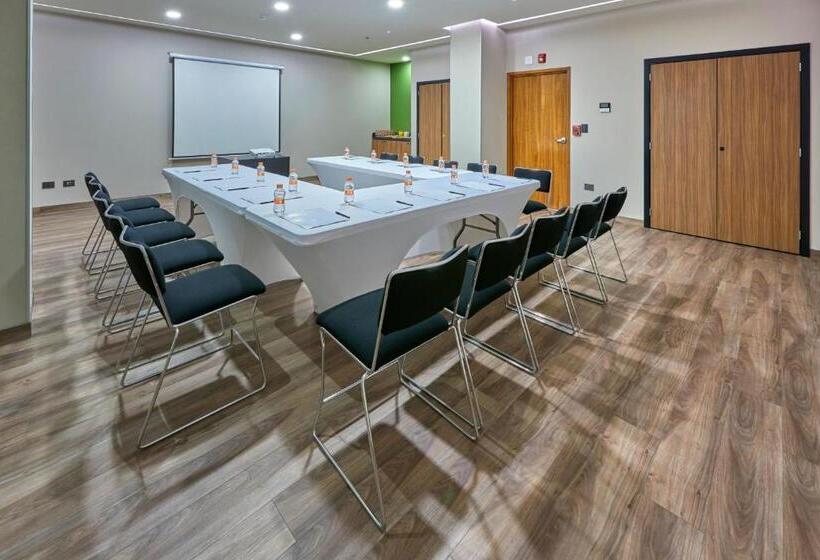 هتل City Express Plus By Marriott Mexicali