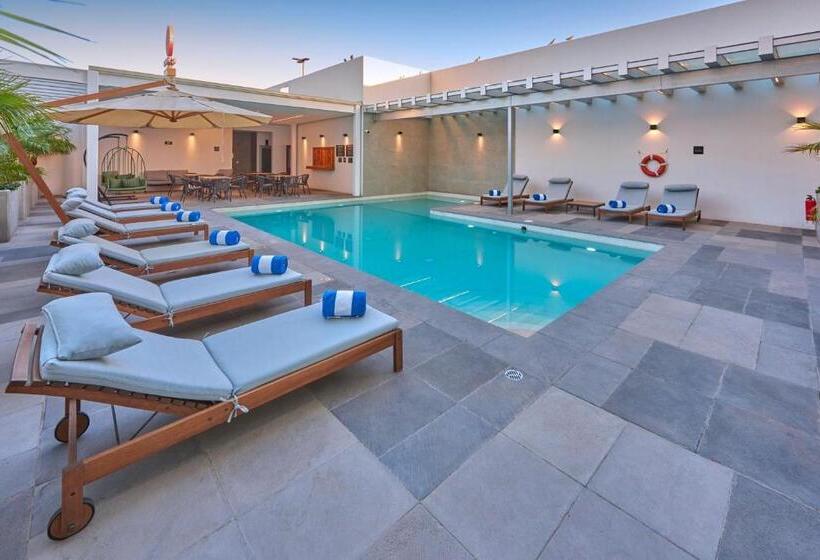 هتل City Express Plus By Marriott Mexicali