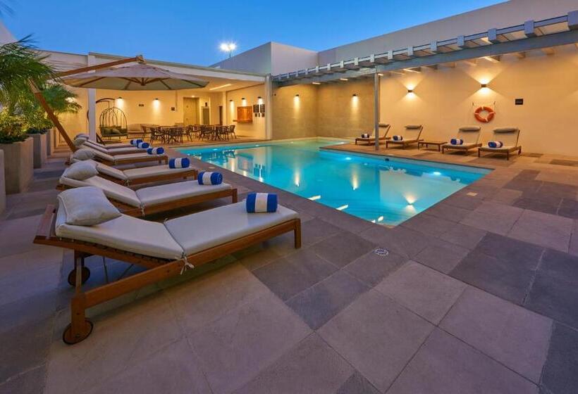 هتل City Express Plus By Marriott Mexicali