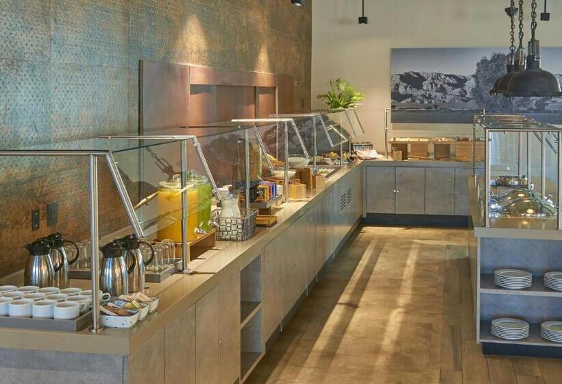 هتل City Express Plus By Marriott Mexicali