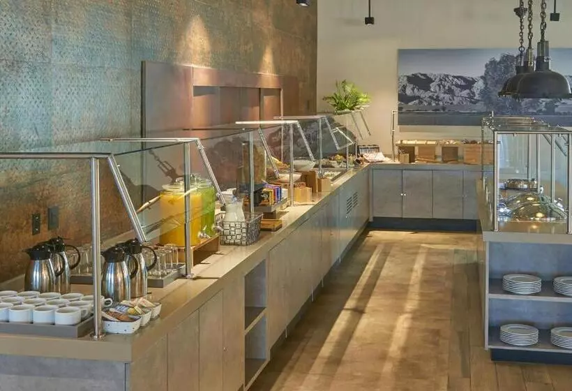 Hotelli City Express Plus By Marriott Mexicali