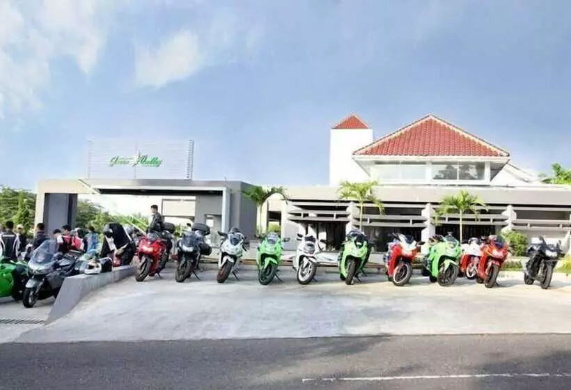 Hotel Green Valley Resort