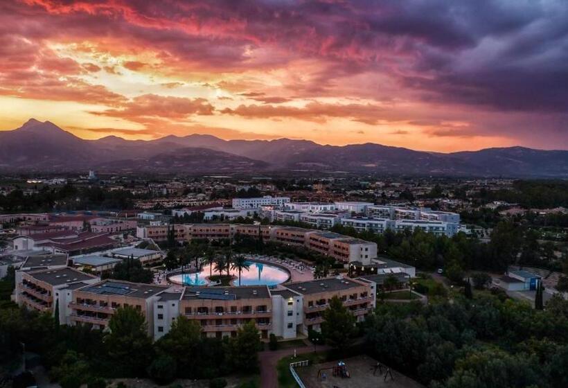 هتل Valtur Otium Resort