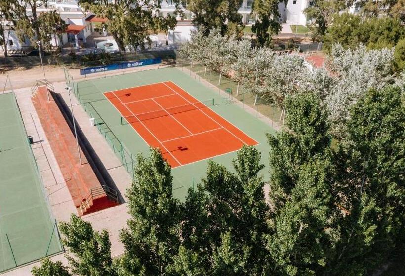 هتل Valtur Otium Resort