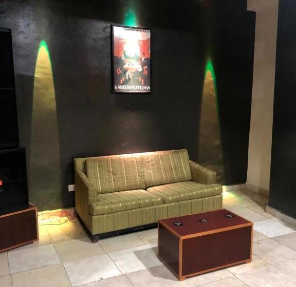 هتل Mallika Company, Sl