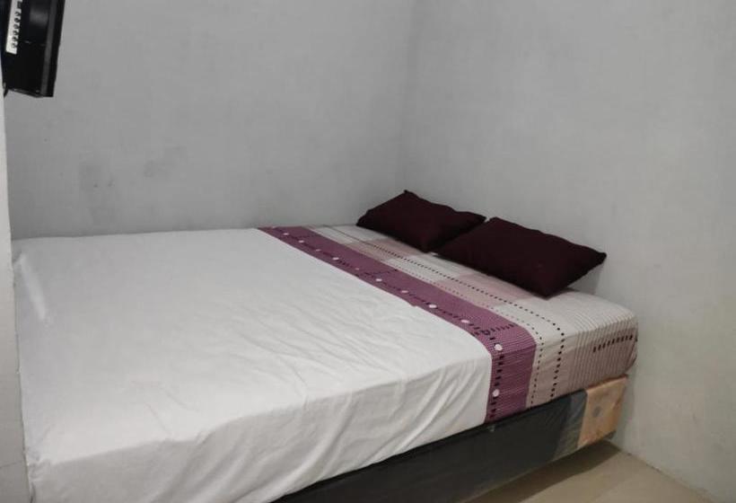 Hotell Oyo 2977 Tawakal Sleep