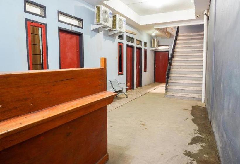 Hotell Oyo 2977 Tawakal Sleep