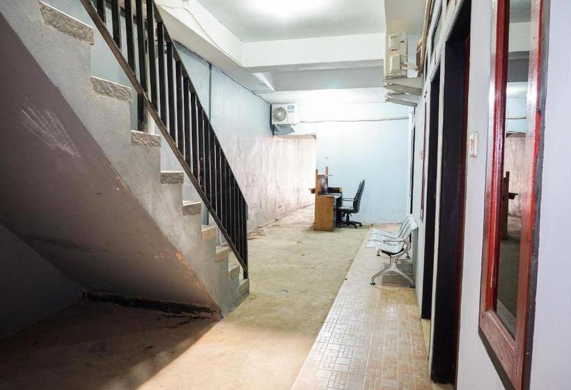 Hotell Oyo 2977 Tawakal Sleep