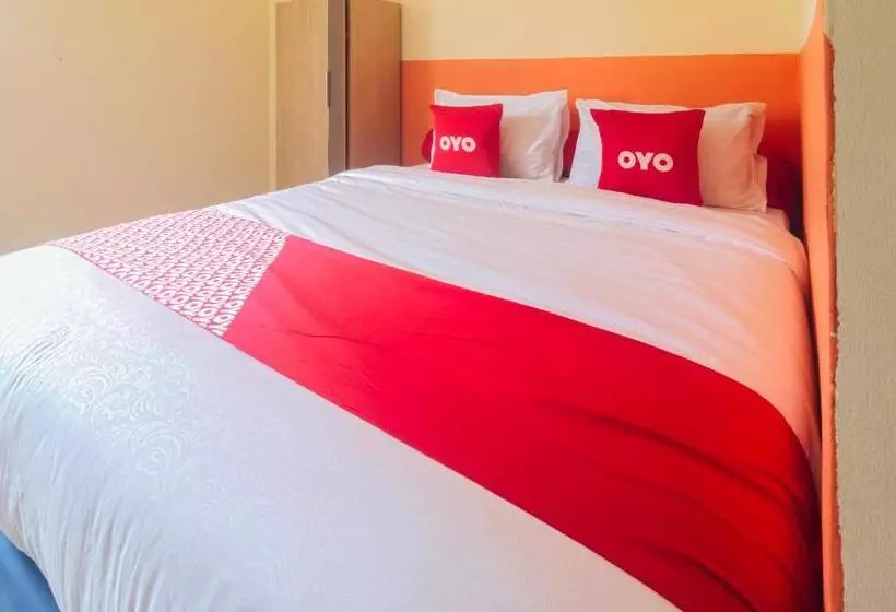 Hotelli Oyo 2970 Aman Guest House