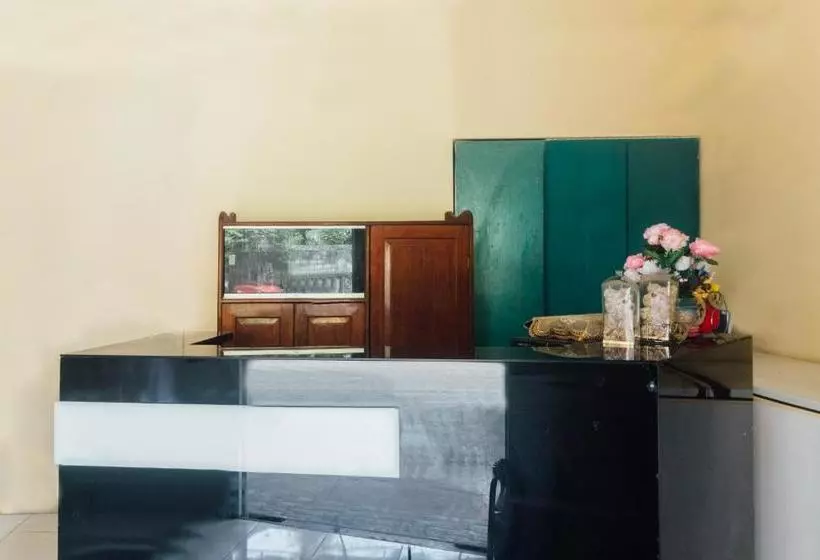 Hotelli Oyo 2970 Aman Guest House