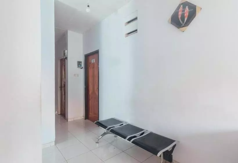 Hotelli Oyo 2970 Aman Guest House