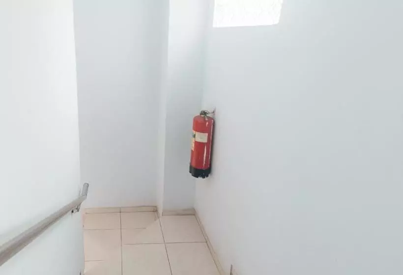 Hotelli Oyo 2970 Aman Guest House