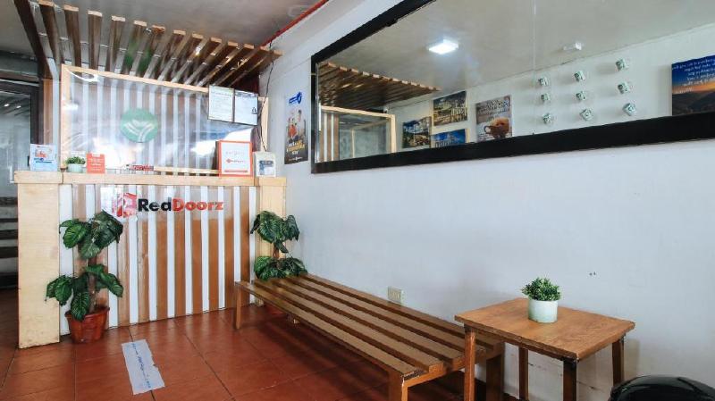 Hotel Reddoorz Near Owwa Pasay