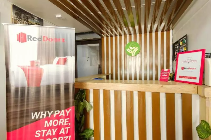 Hotelli Reddoorz Near Owwa Pasay