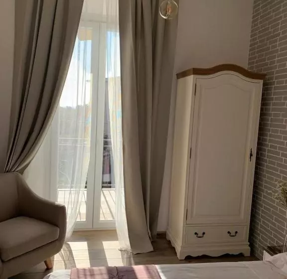 Aamiaismajoitus (B&B) Il Giardino Dei Limoni