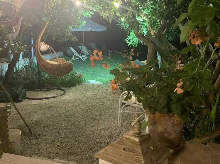 Aamiaismajoitus (B&B) Il Giardino Dei Limoni