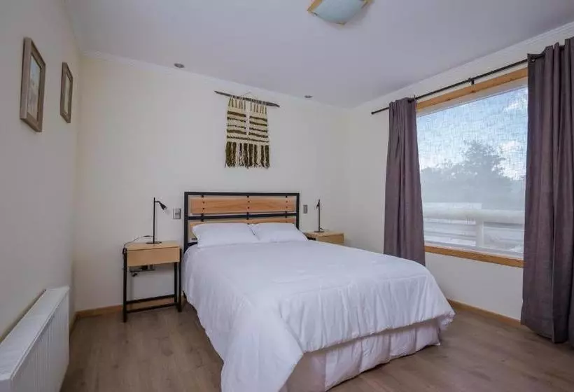 Hotelli Huellas Y Senderos